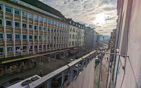 Schönes Apartment Mitten in der Stadt III